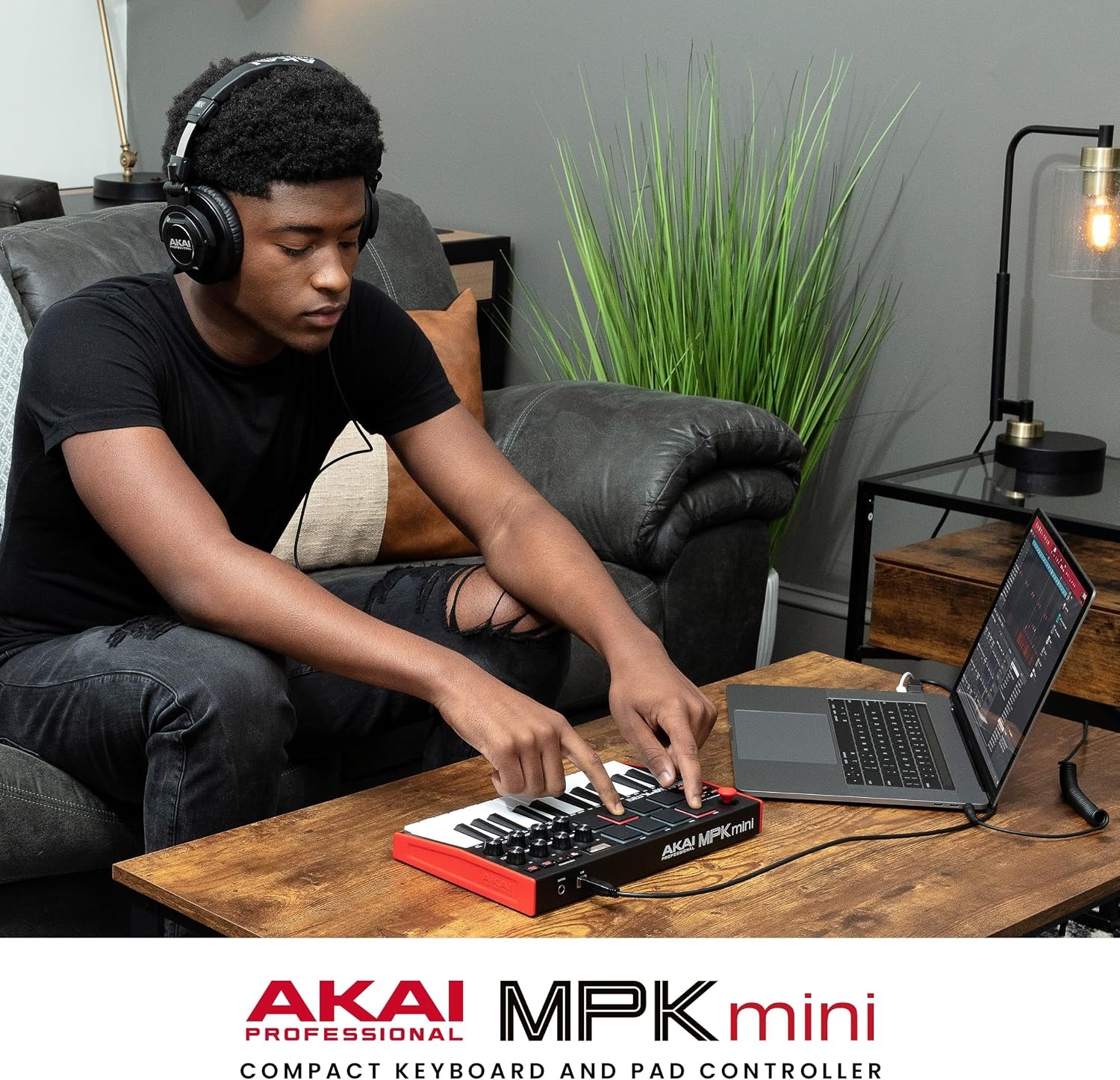 image:imageAkai Professional MPK Mini MK3 25Key USB MIDI Keyboard Controller VelocitySensitive Mini Keys 8 MPC Pads 8 Knobs Software Suite Included for Beat Makers Music Producers and Home StudiosStandard